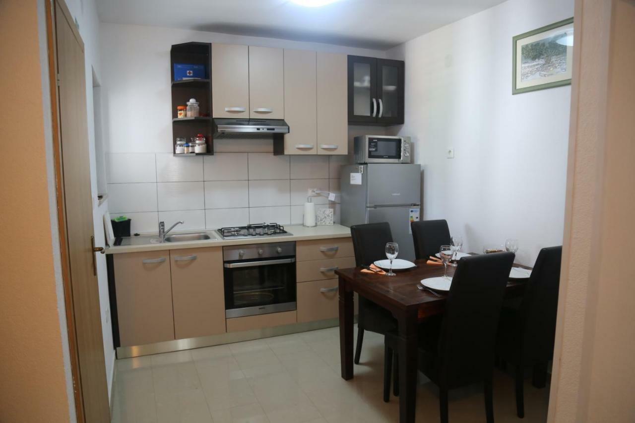 Apartment Drazan Шибеник Екстер'єр фото