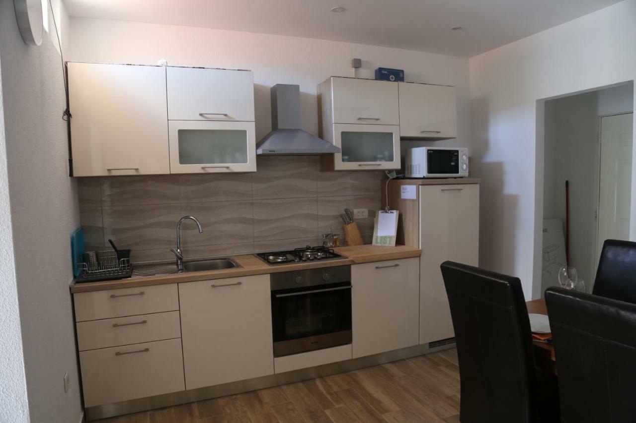 Apartment Drazan Шибеник Екстер'єр фото